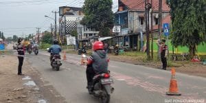 Beri Pelayanan Kepada Pengguna Jalan, Ditsamapta Polda Banten Laukan Pengaturan Lalu Lintas