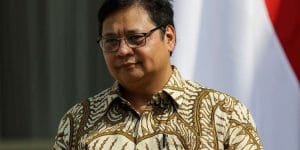 Menteri Perekonomian Airlangga Terima Aspirasi Petani Sawit soal Perpanjang Masa Jabatan Jokowi.