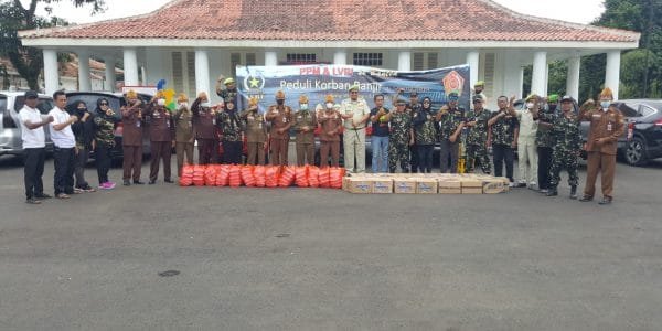 Bentuk Kepedulian Terhadap Sesama PPM LVRI Banten Berikan Bantuan Korban Banjir Serang