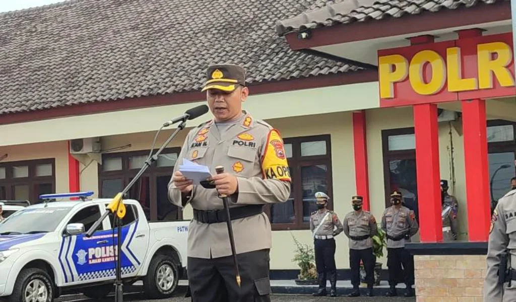 Kapolres Blora AKBP Aan Hardiansyah Pimpin Gelar Pasukan Operasi Patuh Candi 2022