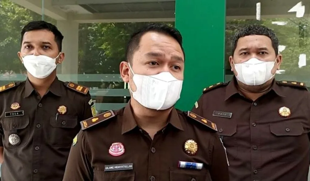 Kejaksaan Negeri Karanganyar umumkan Kades Berjo dan Mantan Dirut BUMDes ditetapkan tersangka korupsi