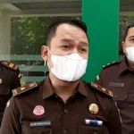 Kasi Pidsus Kejari Karanganyar Tubagus Gilang Hidayatullah berikan keterangan, terkait penetapan tersangka kasus dugaan korupsi di BUMDes Berjo, Kamis (15/9/2022)