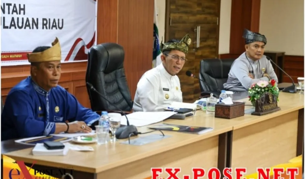Rapat Evaluasi, Gubernur Ansar Himbau Seluruh OPD Gesa Capaian Realisasi APBD