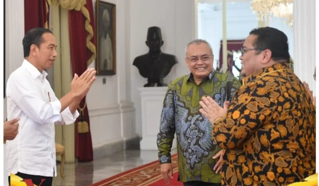 Presiden Jokowi Terima Anggota Bawaslu Periode 2022-2027