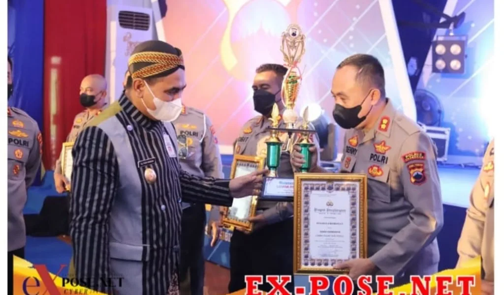 Lantunan Abah Lala Goyang HUT Lalu Lintas di Mapolda Jateng