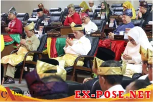 Hadiri Paripurna Istimewa DPRD Kepri