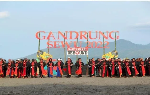 Tari Kolosal Gandrung Sewu