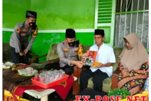 Salurkan Tali Asih Korban Insiden Kanjuruhan