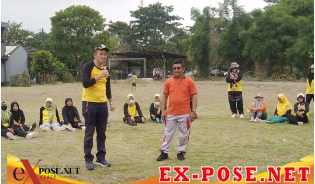 Kegiatan Peningkatan Kapasitas Aparatur Kelurahan Binong Membangun Kerjasama Tim Yang Baik dan Solid