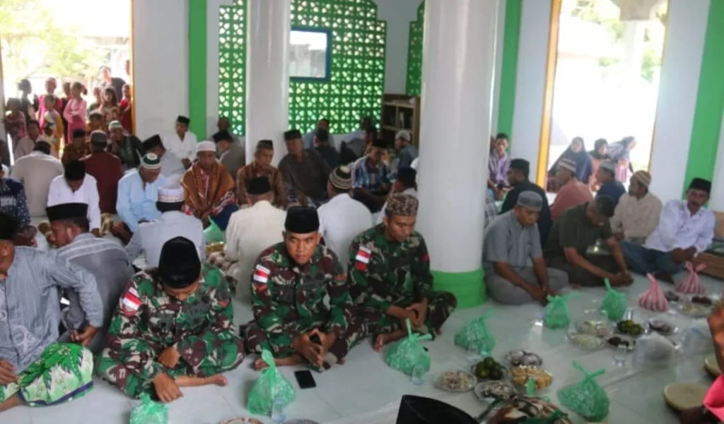 Tim Hadroh Satgas Yonarmed 1 Ramaikan Khataman Al-Qur?an