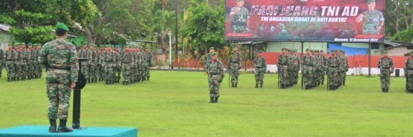 Upacara Peringatan Hari Juang TNI AD KE-77 di Korem 174/ATW