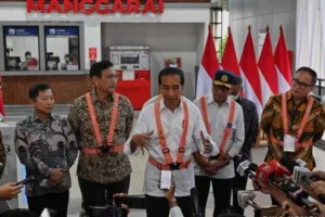 Jokowi Resmikan Pengembangan Stasiun