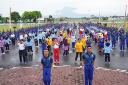 Taruna Akademi Angkatan Udara Senam SKJ