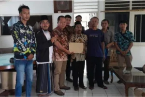 Diduga Tanpa Busana, Tokoh Agama dan Masyarakat Minta Sekdes Ketiwijayan Dicopot