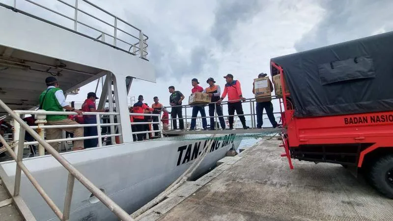 Kapal Tanjung Datu-301