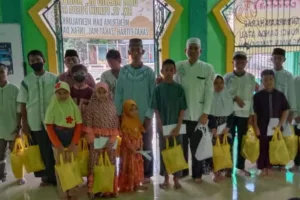 Berbagi Berkah di Bulan Ramadhan 1444 H Warga Perum TNI Puspa Raya