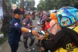 Kembali Berbagi Takjil, Warga Ucapkan Terimakasih kepada GBNN DKI Jakarta