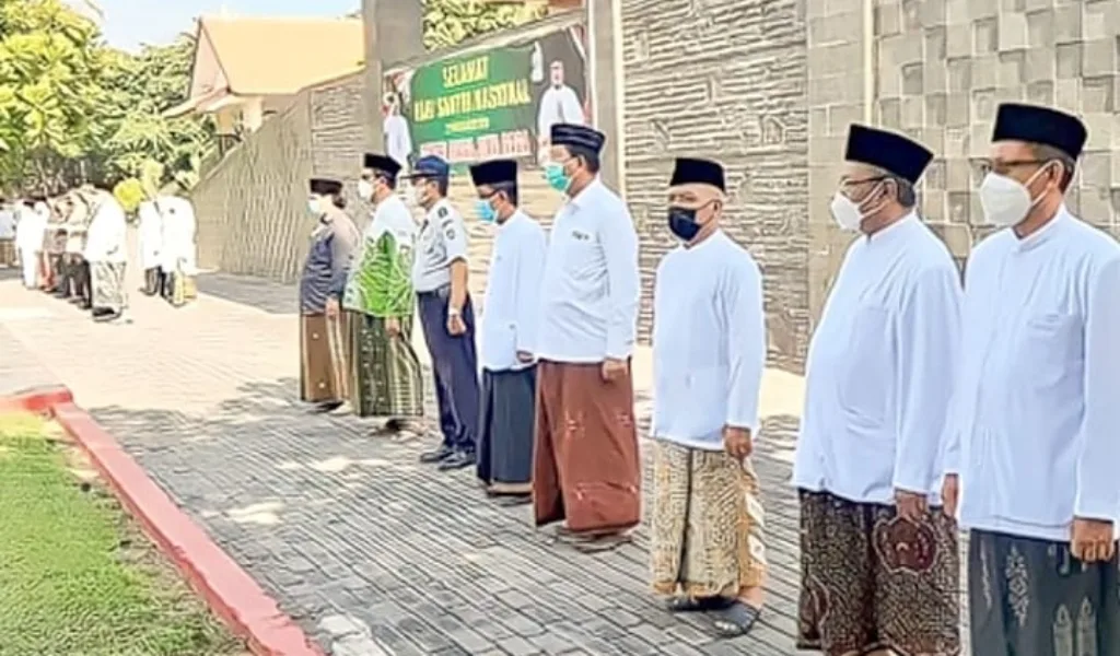 Pemkab Rembang Jadikan Sarung Batik Tulis Lasem Pakaian Dinas?