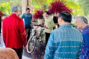 Asean Summit, 10 Kepala Negara Terima Sepeda Bambu dari Pertamina Melalui YBLL
