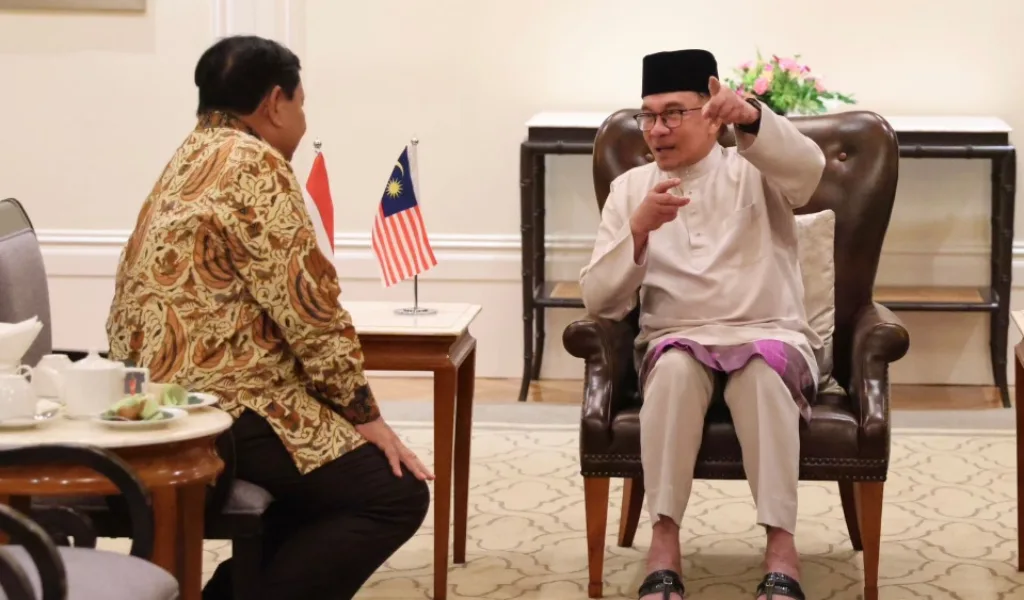 Menhan RI Bertemu PM Malaysia Bicara Hubungan Bilateral dan Regional