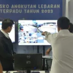 Arus balik penumpang angkutan umum