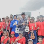 Lantamal IX Ambon pentas musik bersaama Komunitas Jukulele