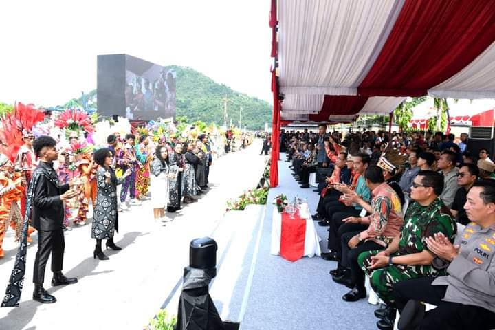 Panglima TNI mendampingi presiden RI