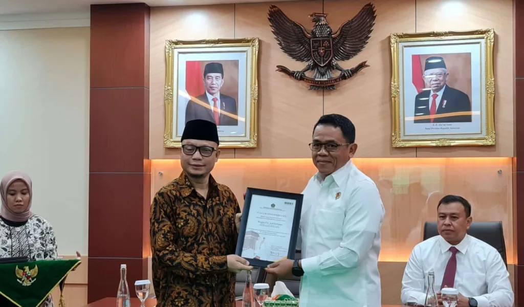 Masalah Umrah dan Haji Khusus, Menag Beri Penghargaan ke Polda Metro Jaya-Jabar