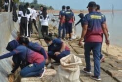 Bakamla Turut Ikuti Aksi World Cleanup Day di Pantai Bemban Nongsa Batam