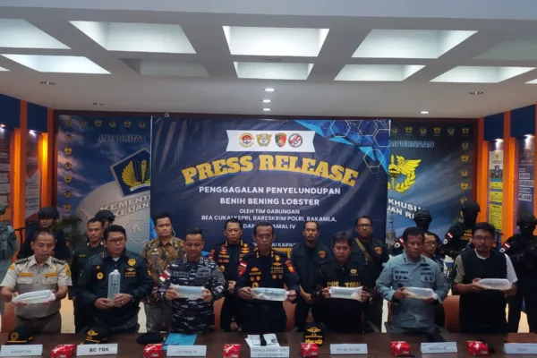 Bakamla RI Gagalkan Penyelundupan