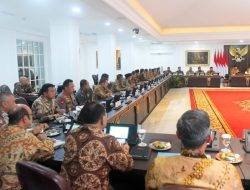 Panglima TNI Hadiri Sidang Kabinet Paripurna Pertama Dipimpin oleh Presiden RI