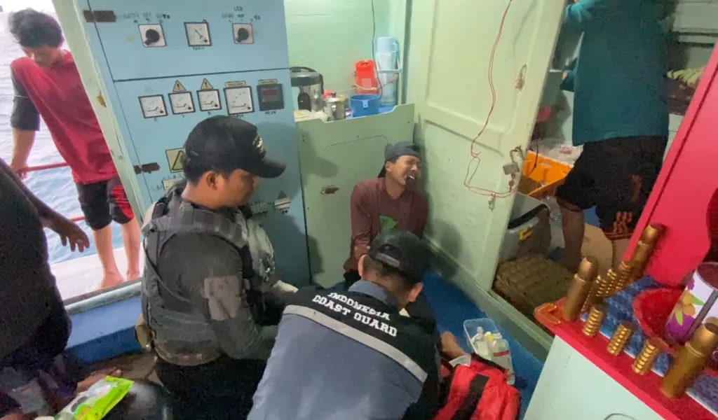 Bakamla RI Berikan Pertolongan Medis ABK KM Lintas Samudra