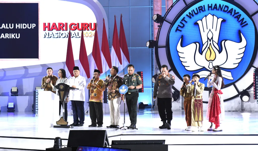 Presiden RI Pada Acara Puncak Peringatan Hari Guru Nasional Tahun 2024
