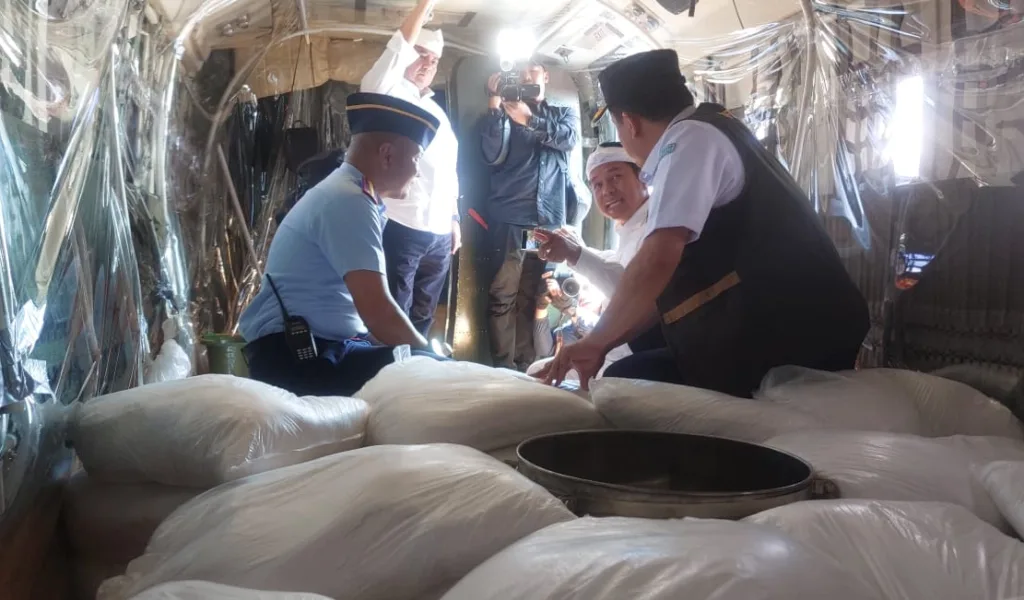 Skadron Udara 4 Gelar Operasi Modifikasi Cuaca Dukung Pencegahan Banjir di Jabar