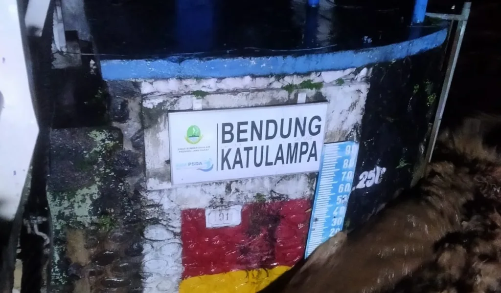 Bendung Katulampa Status Siaga 1 , Waspada Untuk Daerah Ini !