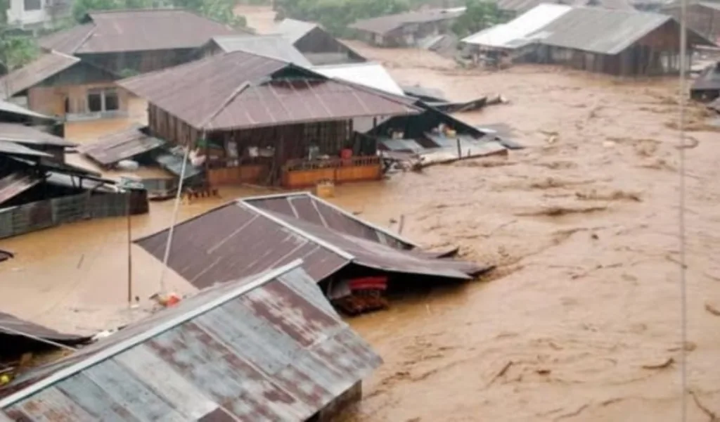 Banjir Bandang Melanda Bandar Lampung, 3 Warga Tewas