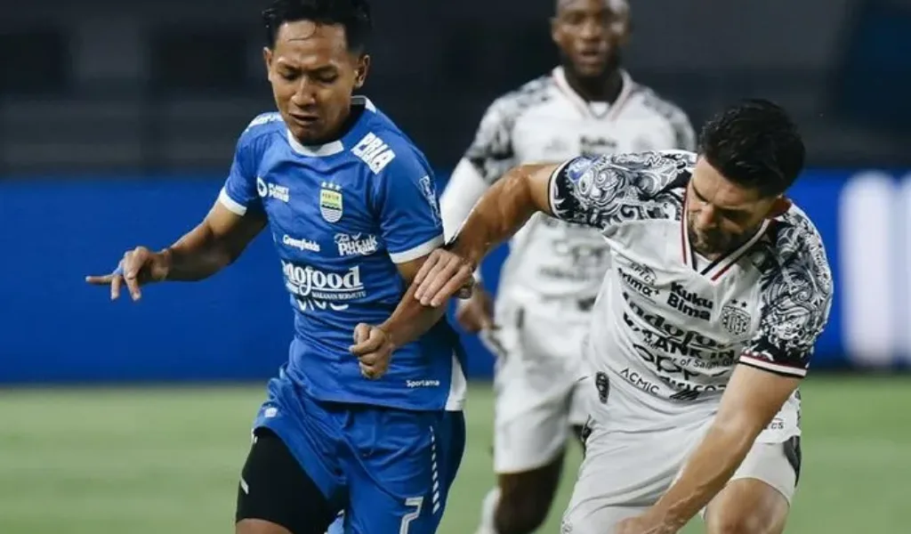Persib Kalahkan Bali United 2-1, Mantap di Puncak Klasemen Liga 1