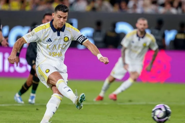 Al Fateh vs Al Nassr 3-2 , Cristiano Ronaldo Top Skor