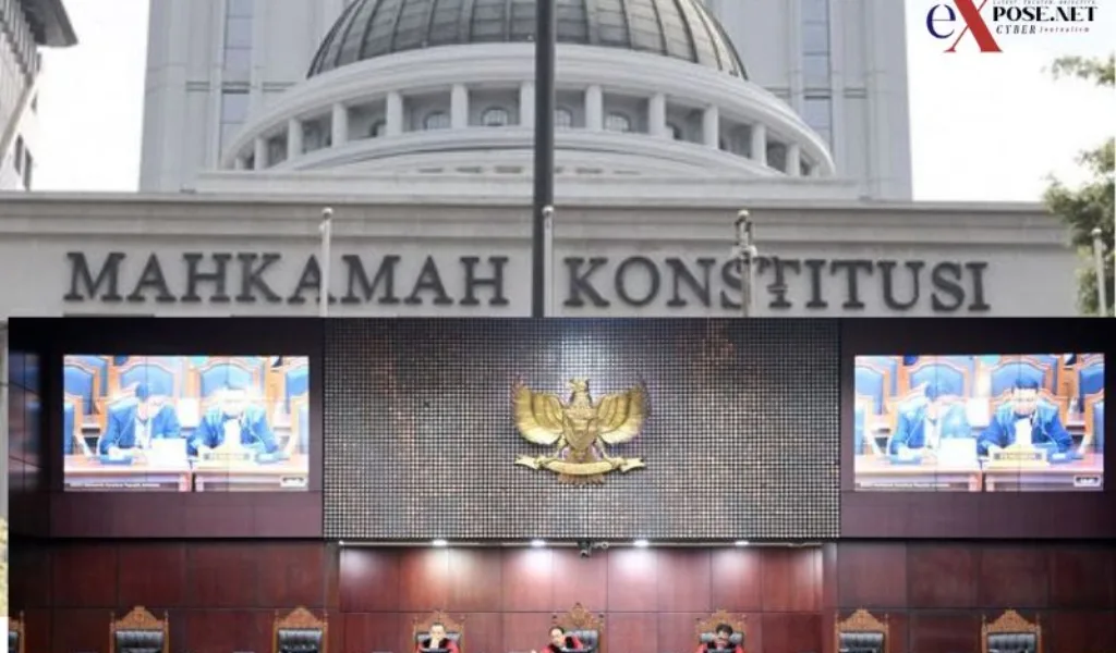 MK Putuskan Pendidikan Dasar 9 Tahun Gratis, Negeri dan Swasta