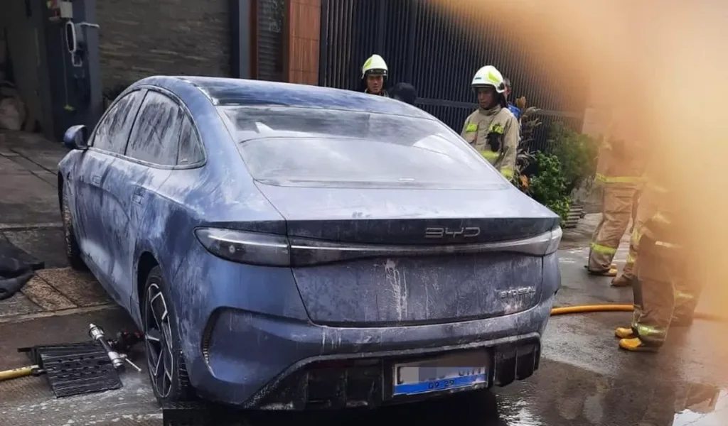 Insiden Mobil Listrik BYD Seal Terbakar , Bukan Kasus Pertama