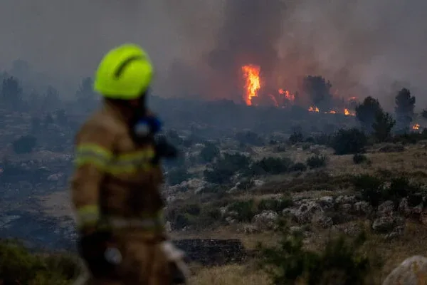 Israel Minta Bantuan