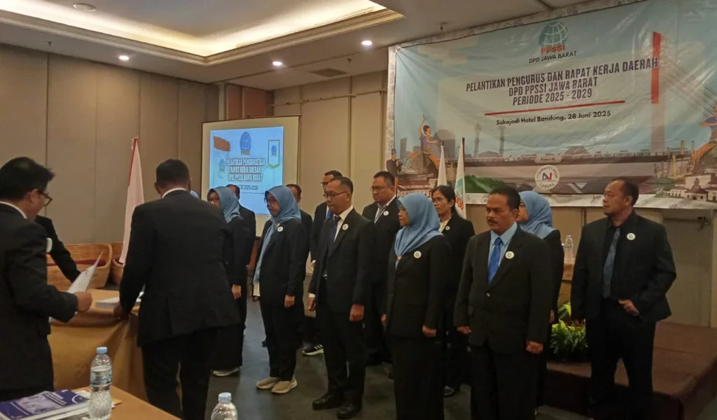 Indrayana Lantik Pengurus Baru DPD PPSSI Jabar 2025–2029