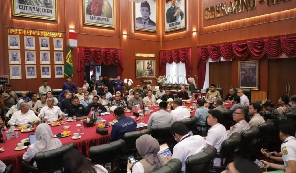 Bupati Bogor Rakor Penataan Kawasan Puncak Cisarua Bogor