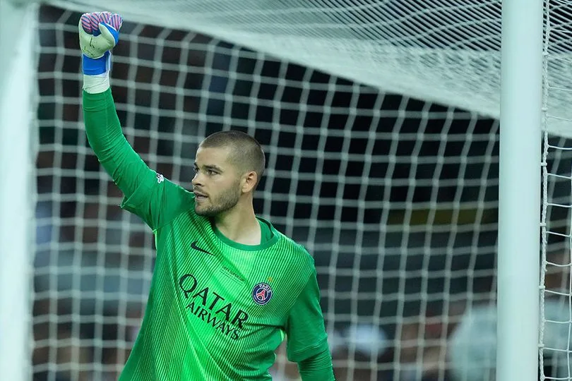 Lucas Chevalier Debut