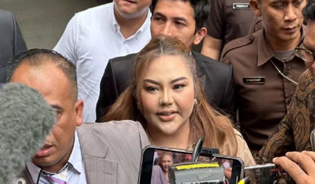 Lisa Mariana Akui Terima Uang dari Ridwan Kamil dalam Kasus Korupsi Bank BJB