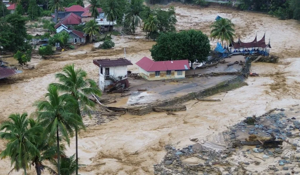 Korban Banjir dan Longsor di Sumatera Melonjak, BNPB Catat Ratusan Jiwa Meninggal