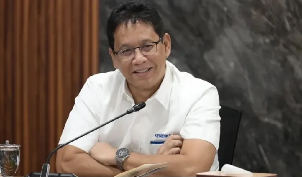 Menkeu Purbaya Terapkan Tarif Cukai Khusus untuk Produsen Rokok Ilegal