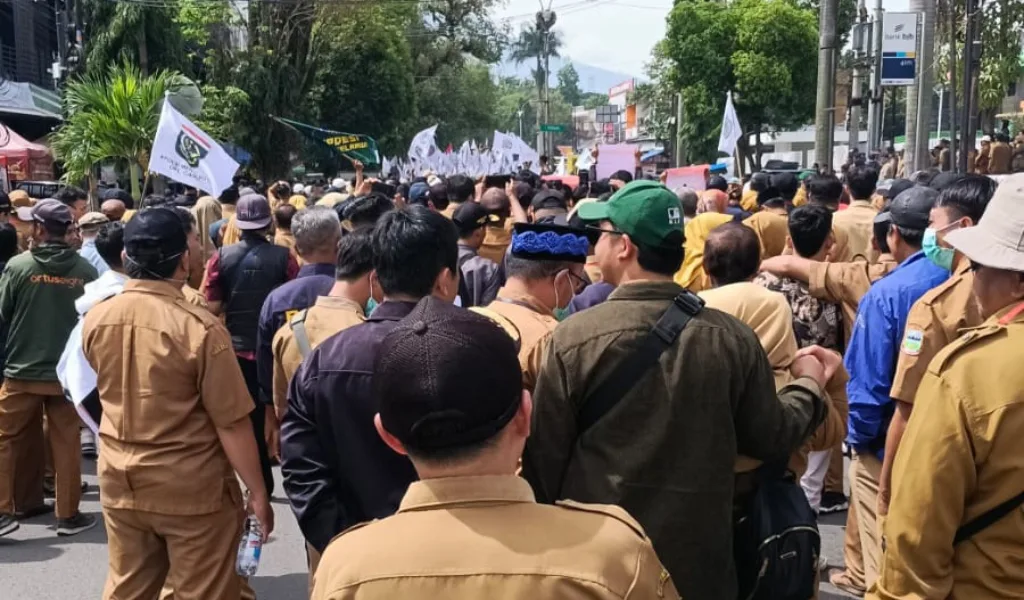 PPDI Kabupaten Garut Gelar Aksi Damai, Sampaikqn Aspirasi Kepada Pemerintah