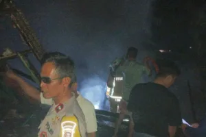 Polsek Leles Amankan TKP Kebakaran Di Kampung Cilame