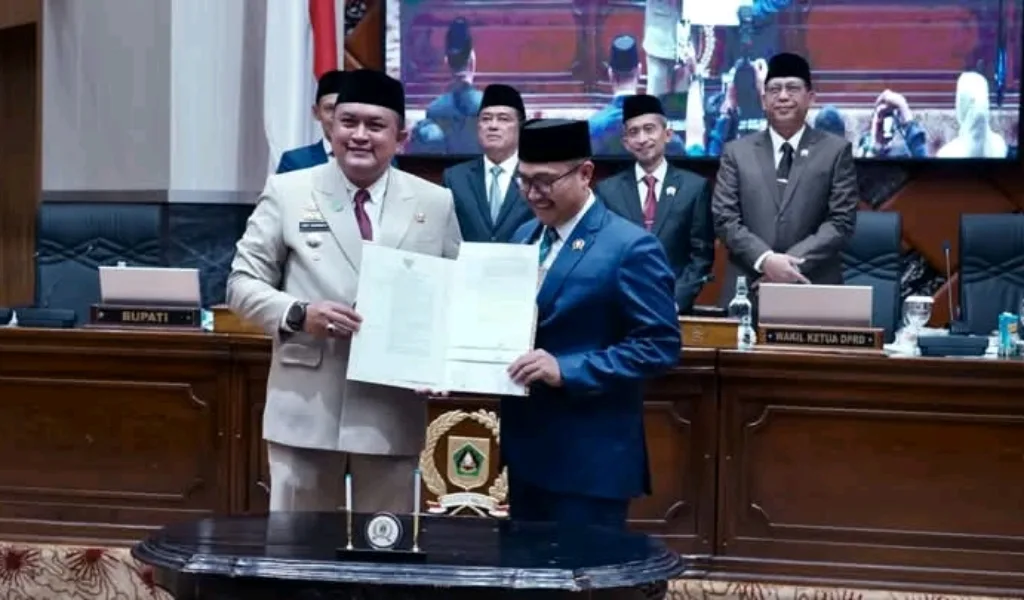 DPRD Inisiasi Perda Pengelolaan Sampah, Bupati Bogor Beri Apresiasi